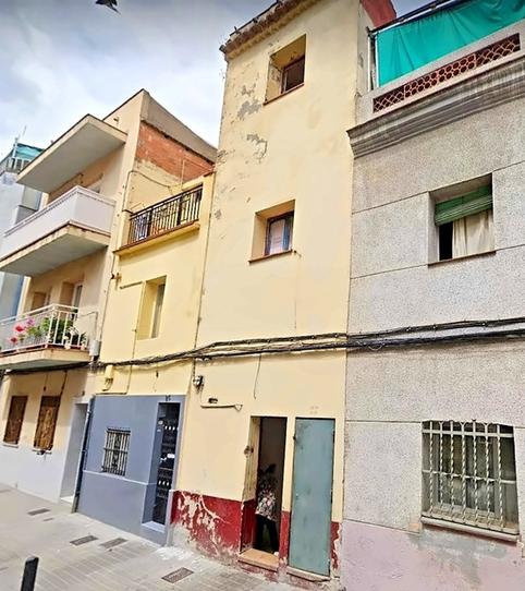 Photo 2 of Flat for sale in C/ Puerto Chapí , Lloreda, Barcelona