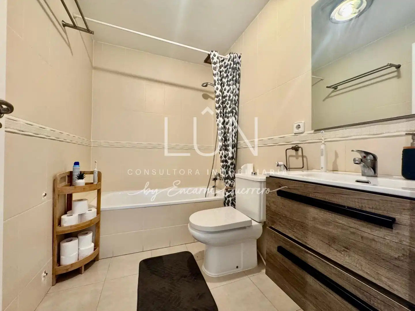Baño de Piso en venta en Molina de Segura con Aire acondicionado, Terraza y Piscina comunitaria