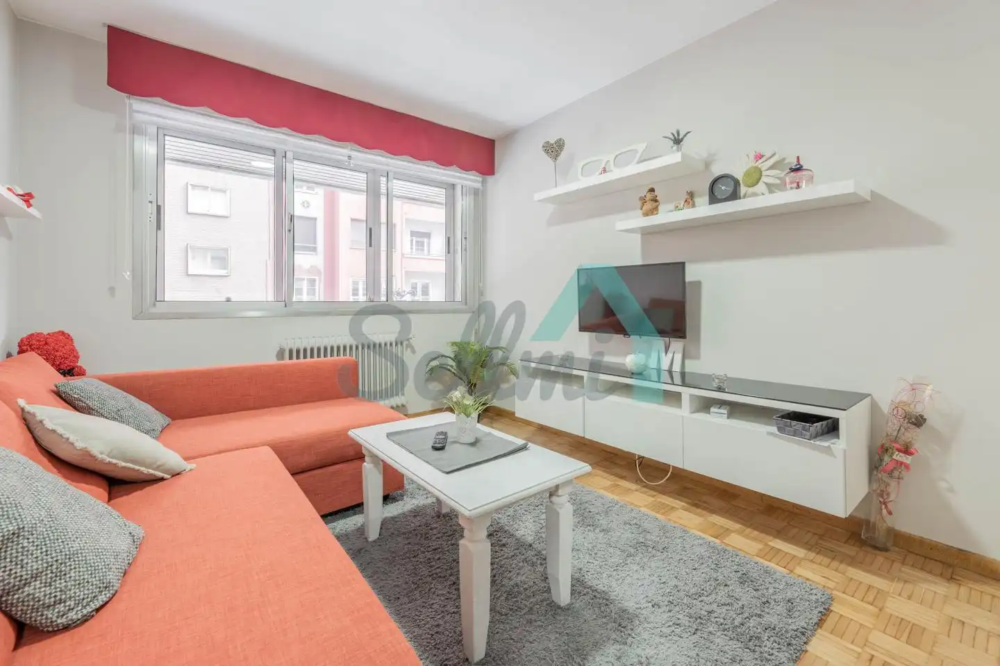 Flat with lift to rent in Calle Muñoz Degraín