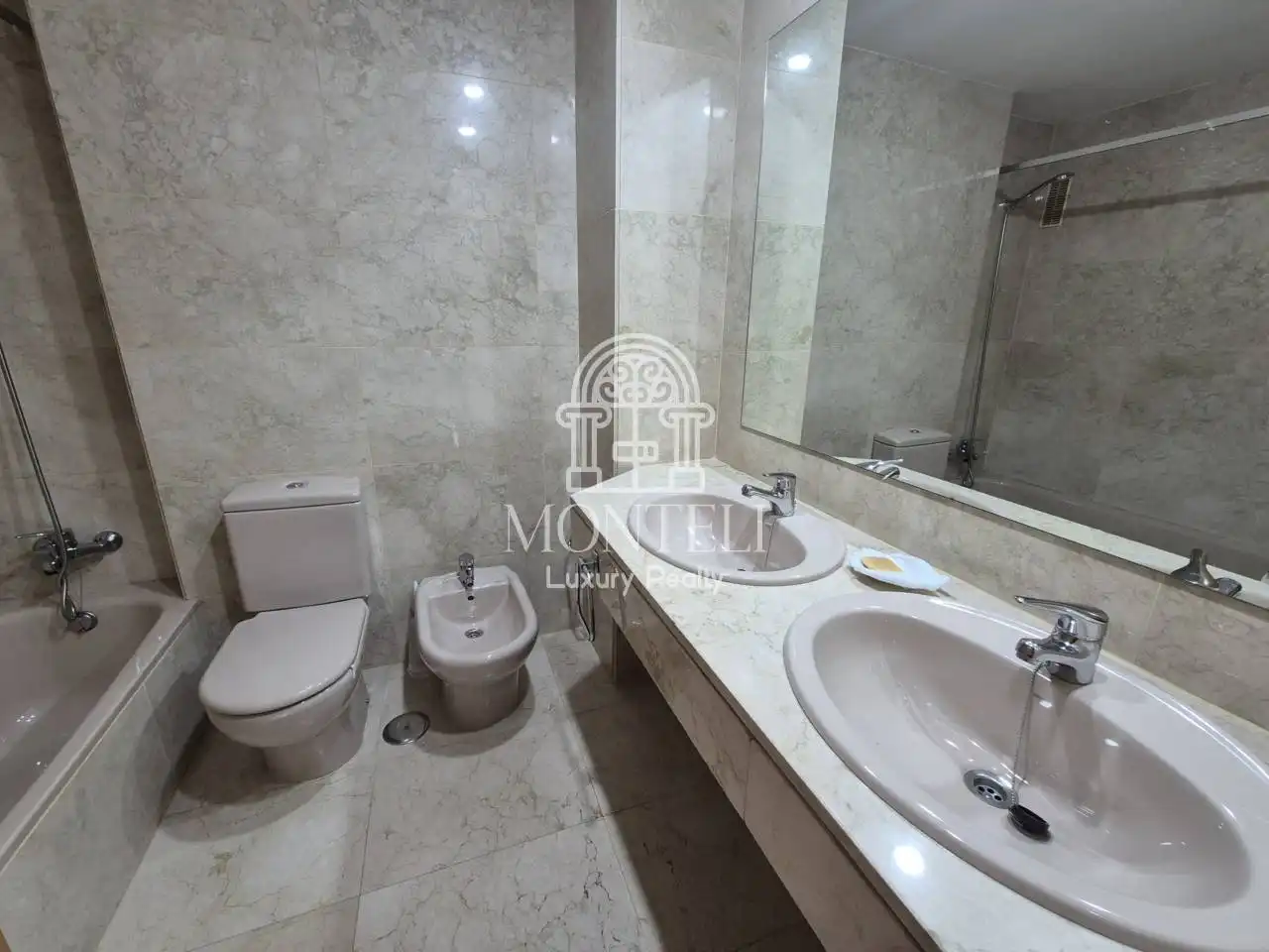 Piso con piscina en venta en Calle Caleruega, imagen 43