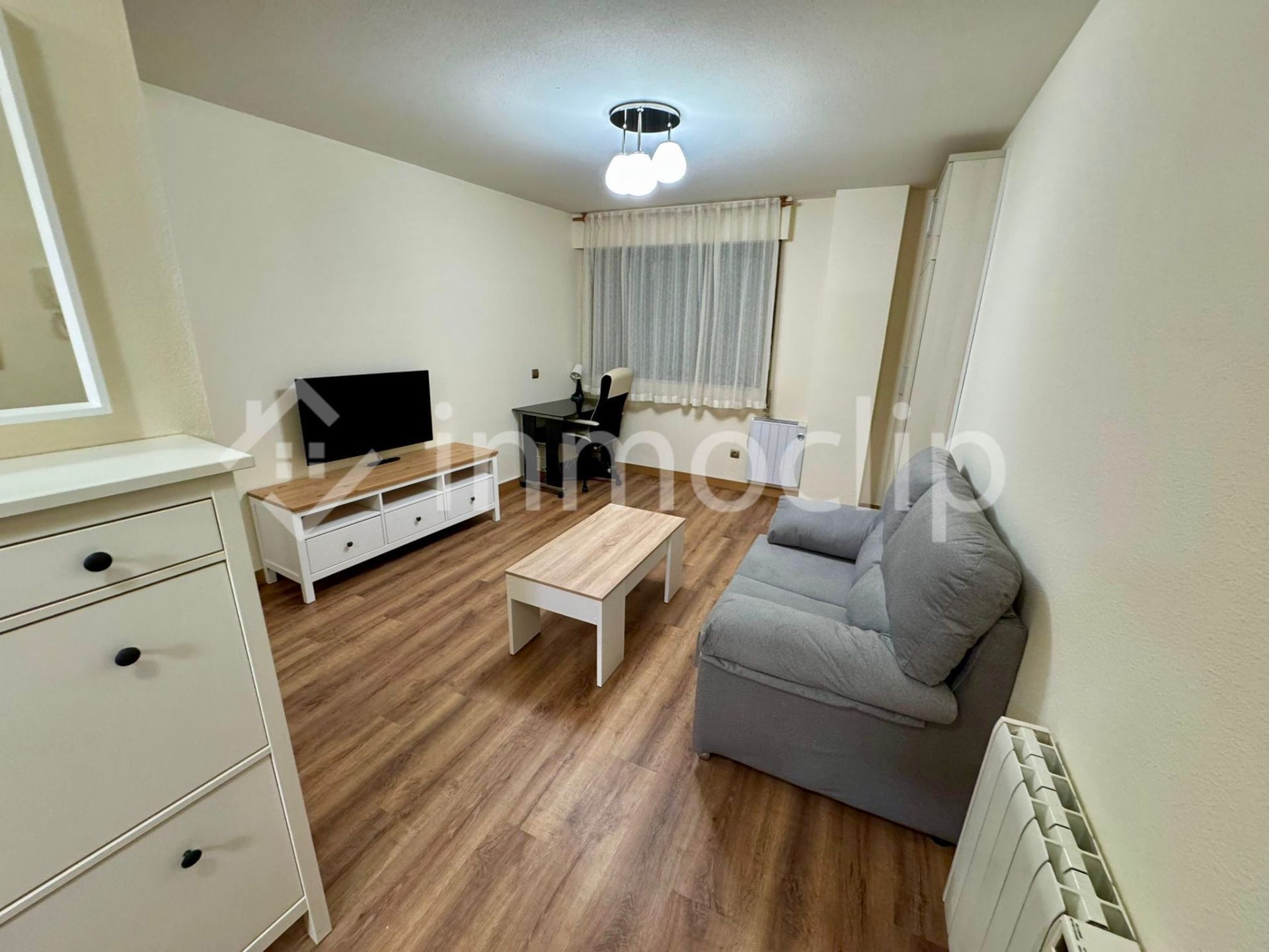 Sala de estar de Estudio en venta en Salamanca Capital con Calefacción