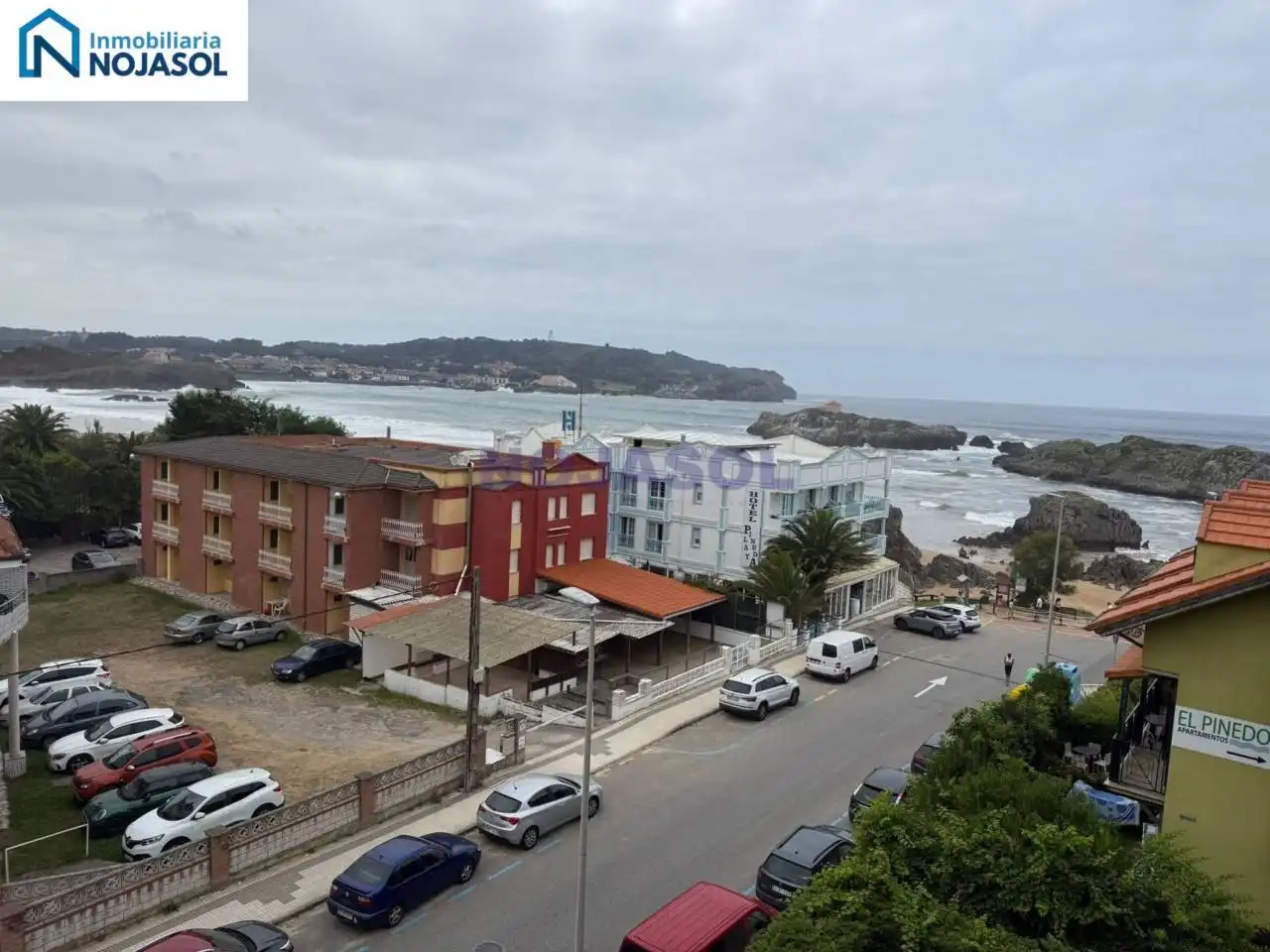 Vista exterior de Apartamento de alquiler en Noja con Calefacción, Terraza y Amueblado