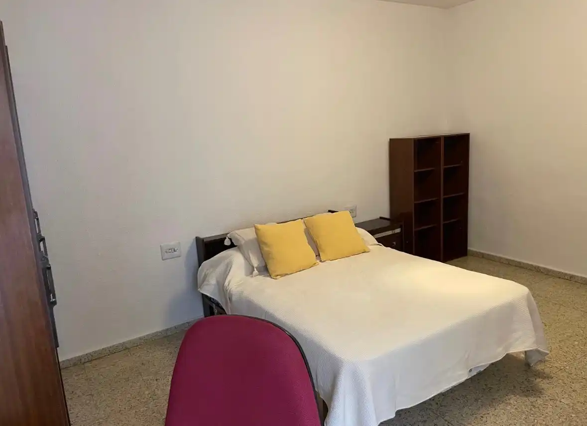 Habitación de Piso de alquiler en Salamanca con Calefacción, Amueblado y Horno