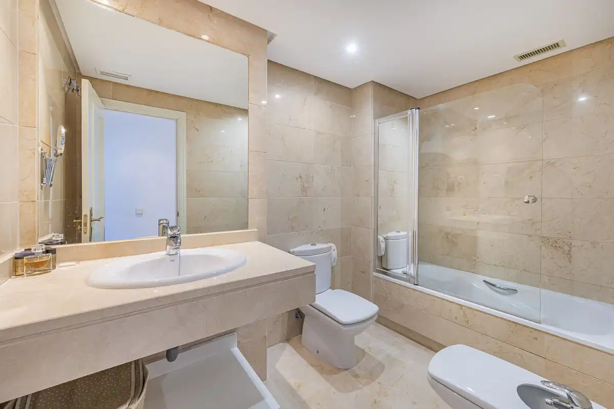 Bathroom of Apartments for rent in Marbella  with Air Conditioner, Furnished and Pets allowed
