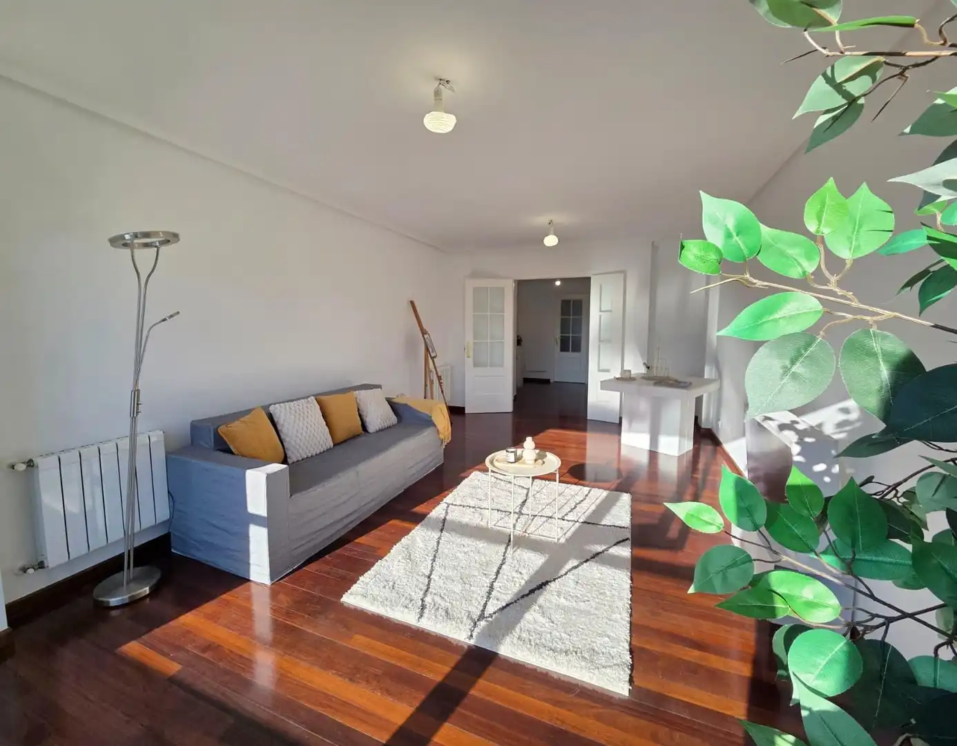 Wohnzimmer von Wohnung zum Verkauf in Santander mit Heizung, Privatgarten und Parkett