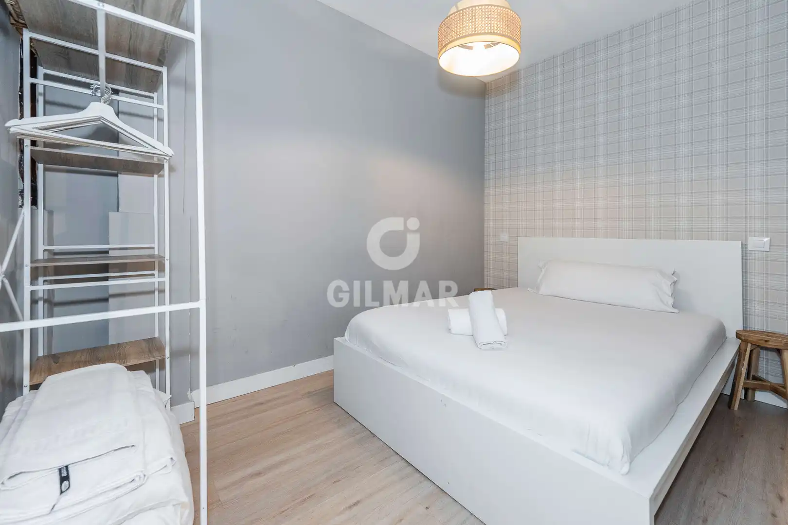 Habitación de Piso en venta en Madrid con Calefacción