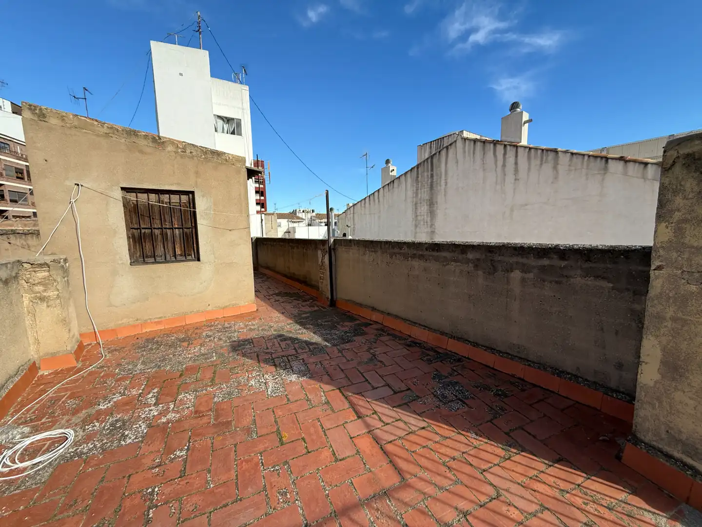 Vista exterior de Casa adosada en venda en Castellón de la Plana / Castelló de la Plana amb Terrassa i Traster