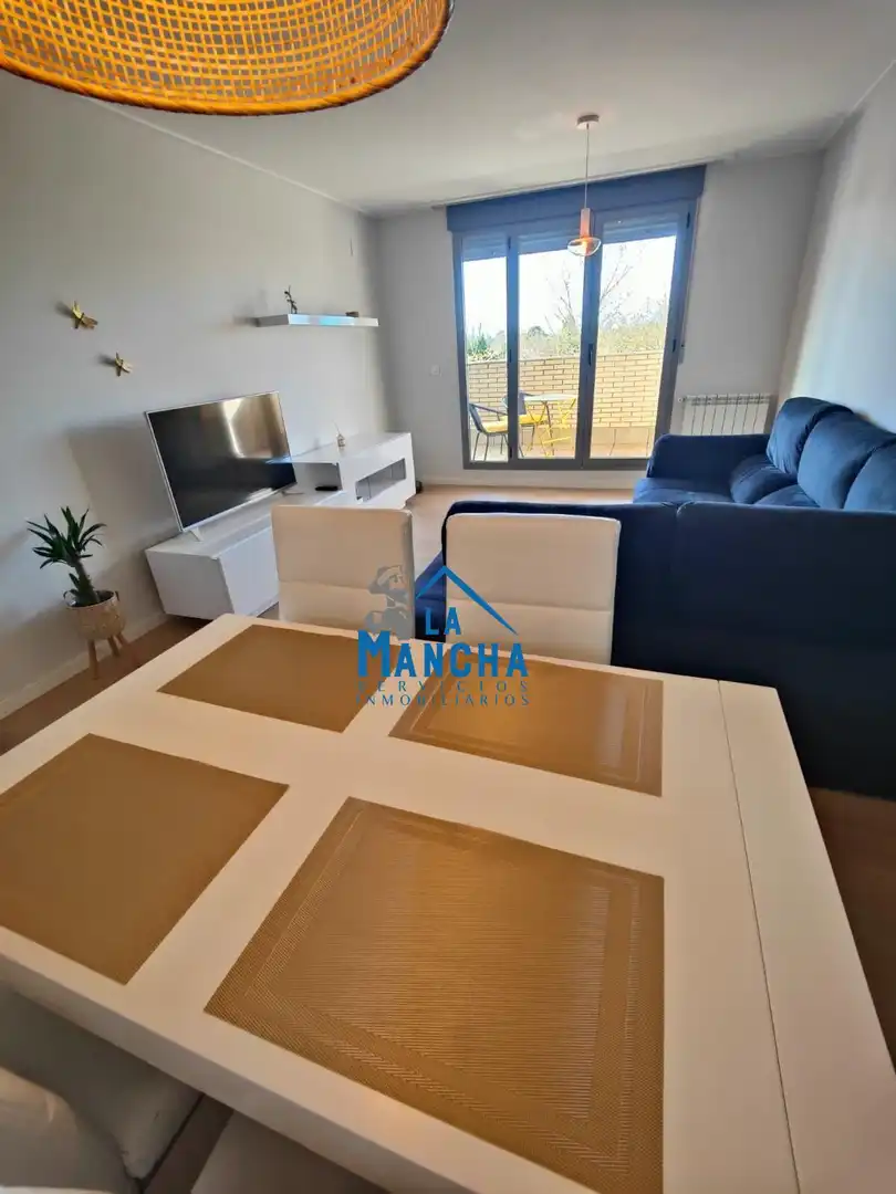 Wohnzimmer von Wohnung zum Verkauf in  Albacete Capital mit Heizung, Privatgarten und Terrasse