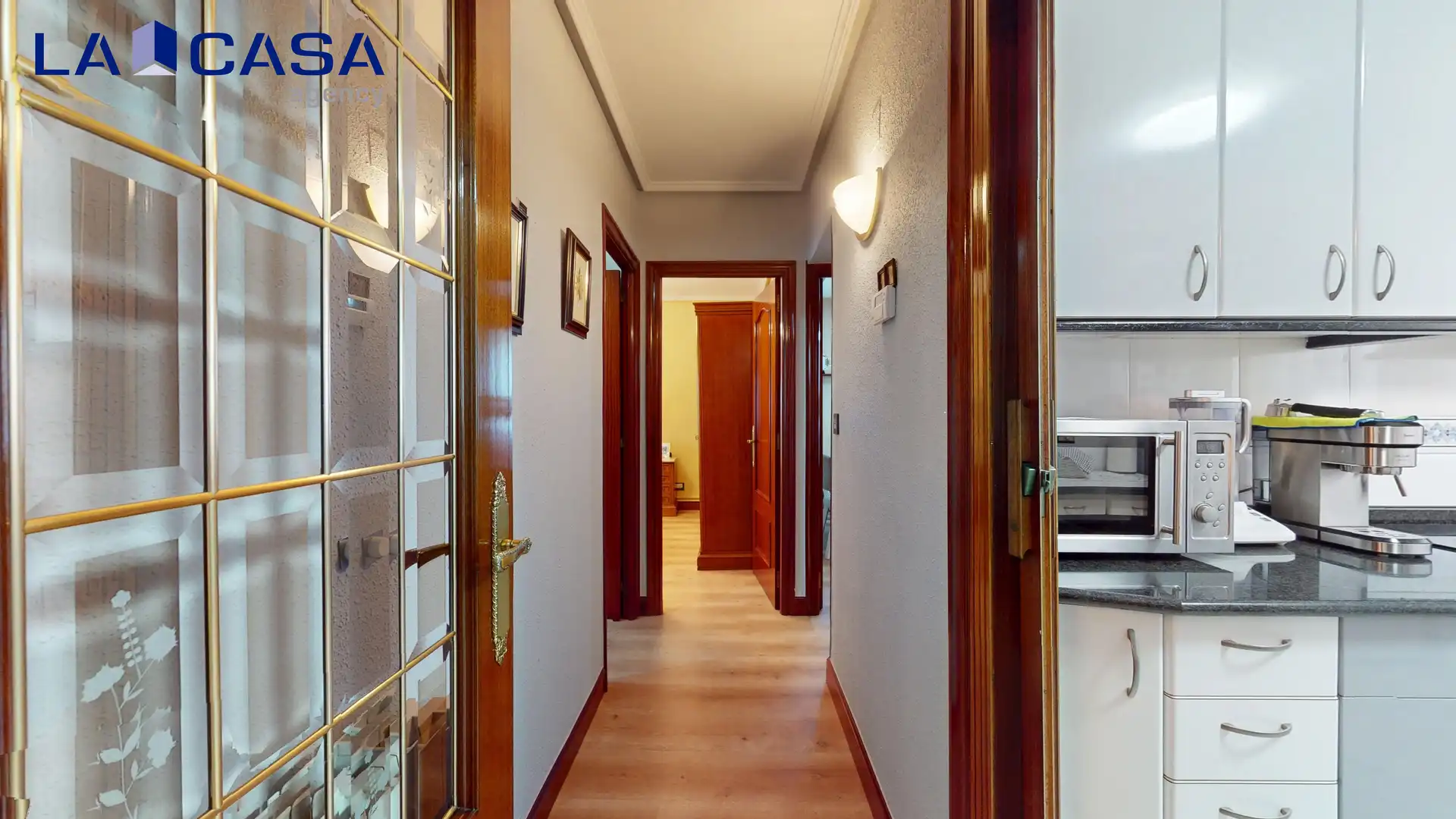 Piso en venta en Bilbao  con Balcón