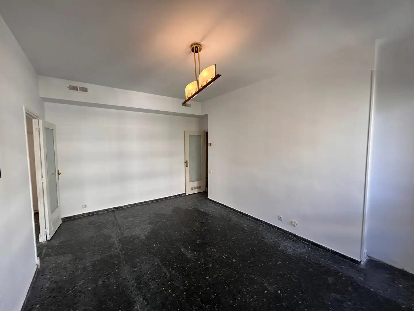 Piso con terraza en alquiler en Carrer del Penedès, imagen 3