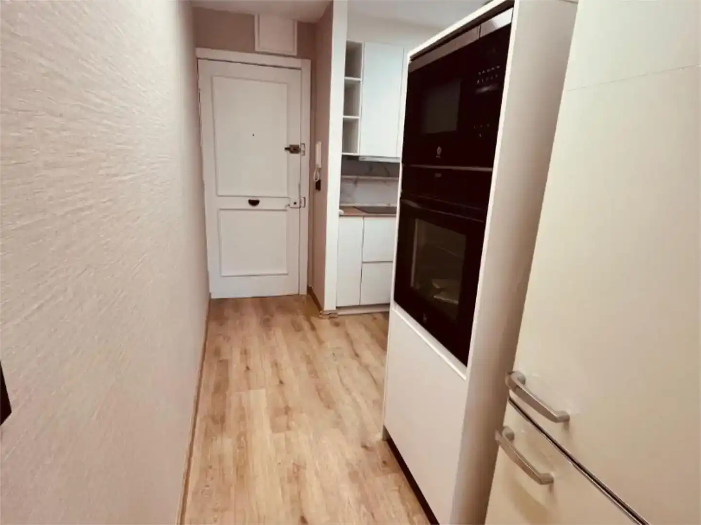 Kitchen of Flat for share in San Rosendo