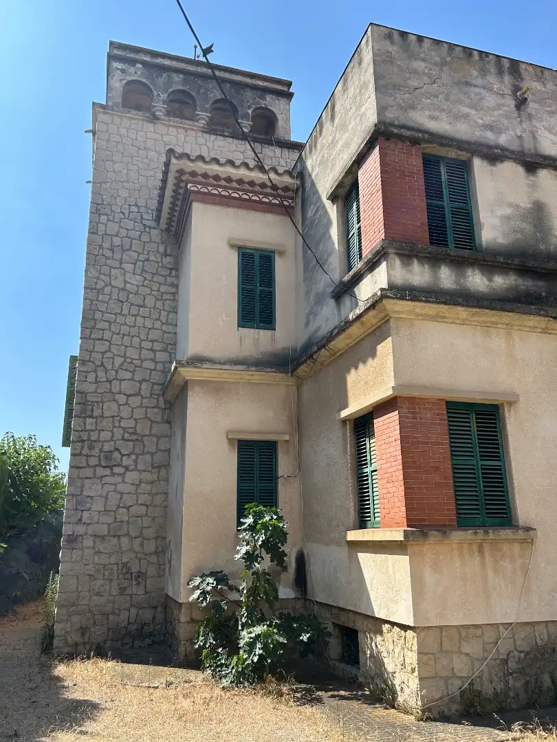Vista exterior de Casa o xalet en venda en Torredembarra amb Jardí privat, Terrassa i Traster