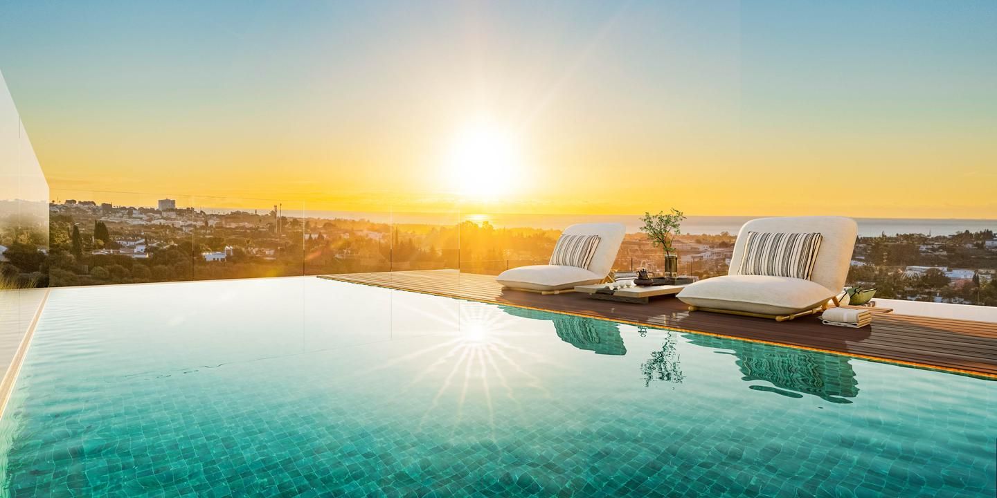 Swimming pool of Attic for sale in Benahavís  with Air Conditioner, Heating and Private garden