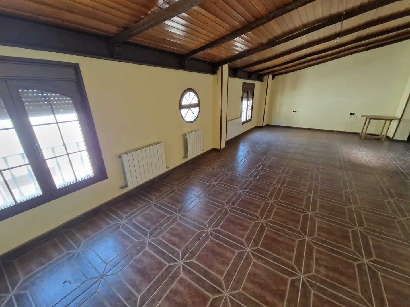 SE VENDE CASA SEMINUEVA AL LADO DE LA PLAZA ANDALUCIA, image 3
