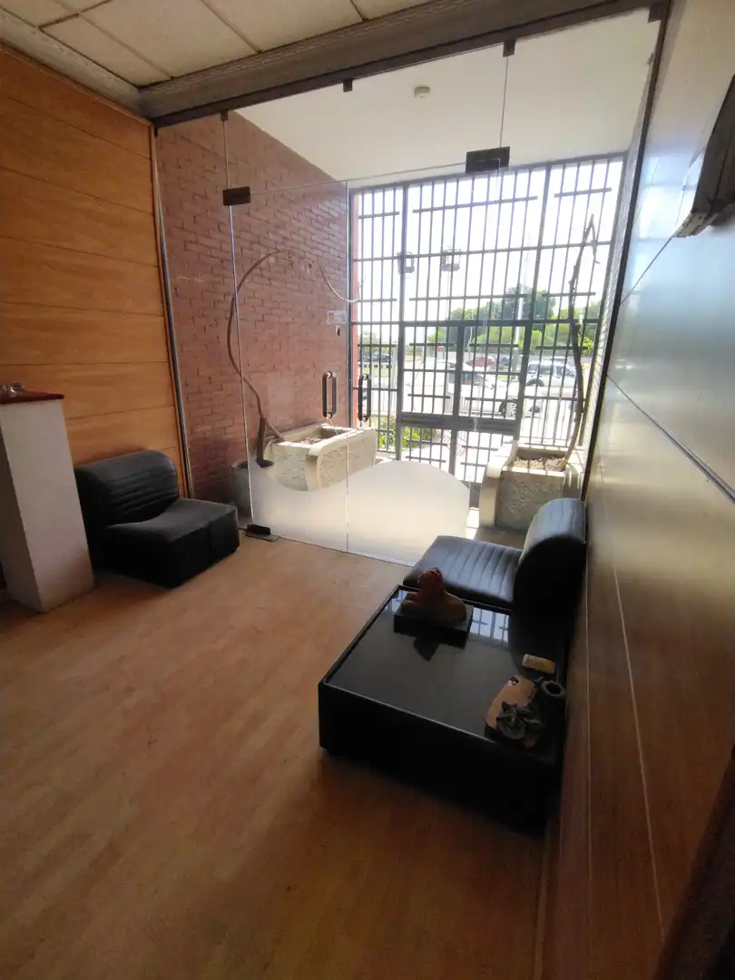 Industrial building for sale in Calle Torredonjimeno, imagen 3