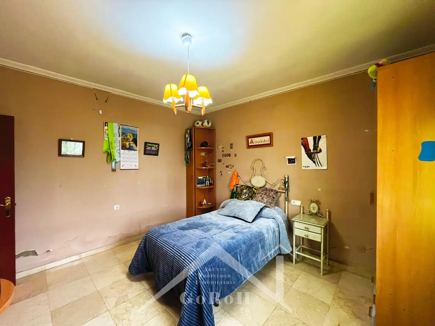 Dormitori de Casa o xalet en venda en Almadén de la Plata amb Jardí privat, Terrassa i Traster