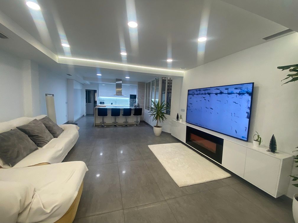 Sala de estar de Dúplex en venta en Elche / Elx con Aire acondicionado, Calefacción y Amueblado