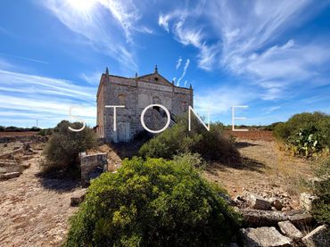 Casa rústica con jardín en venta en Ciutadella