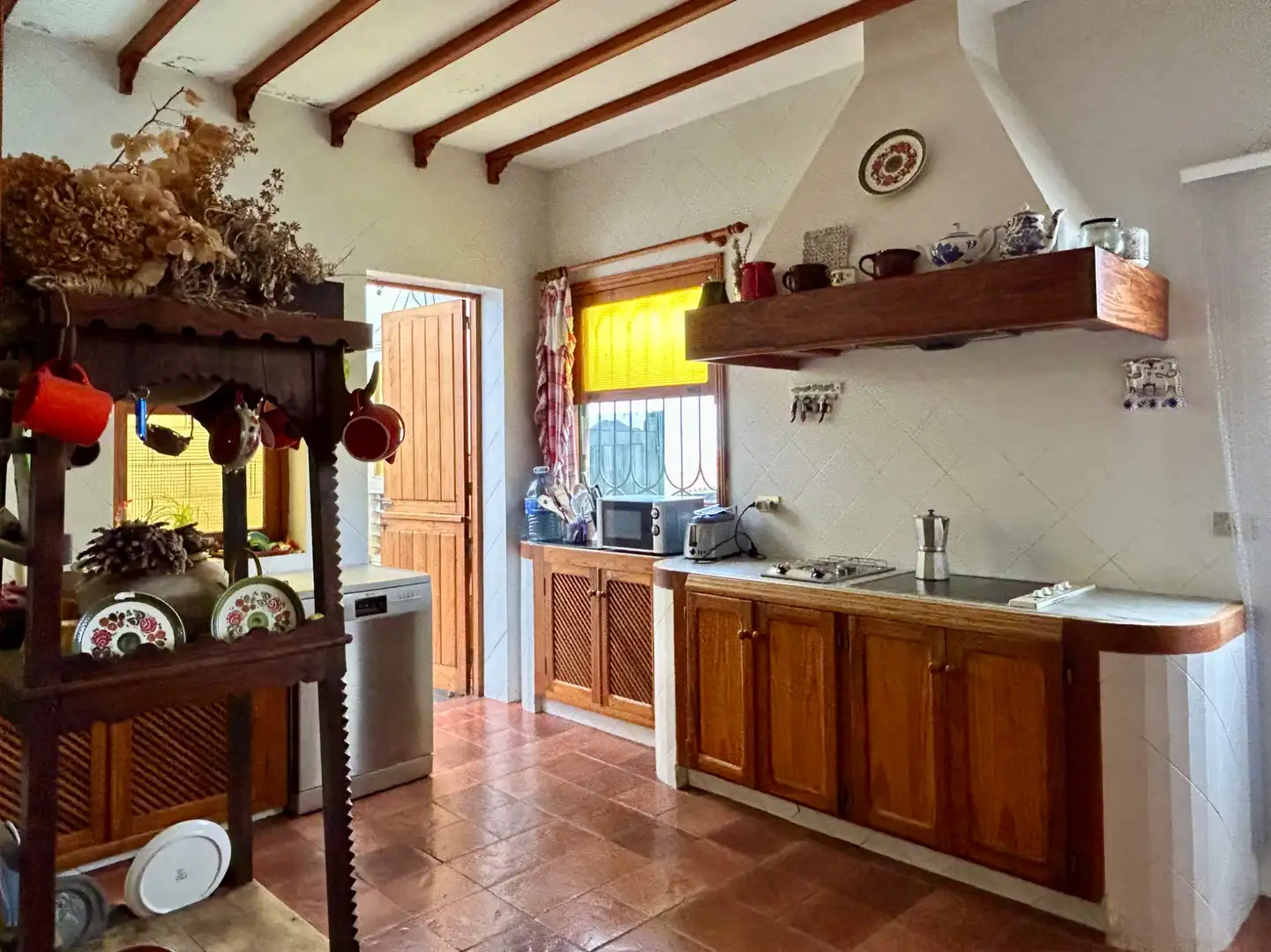 Cuina de Casa o xalet en venda en Las Palmas de Gran Canaria amb Calefacció, Jardí privat i Parquet
