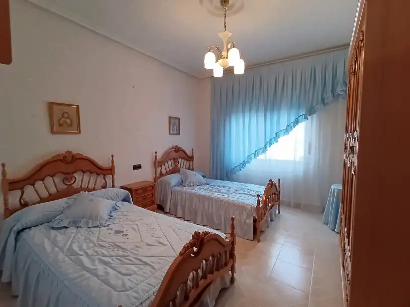 Bedroom of Flat for sale in Ontur  with Terrace, Storage room and Furnished