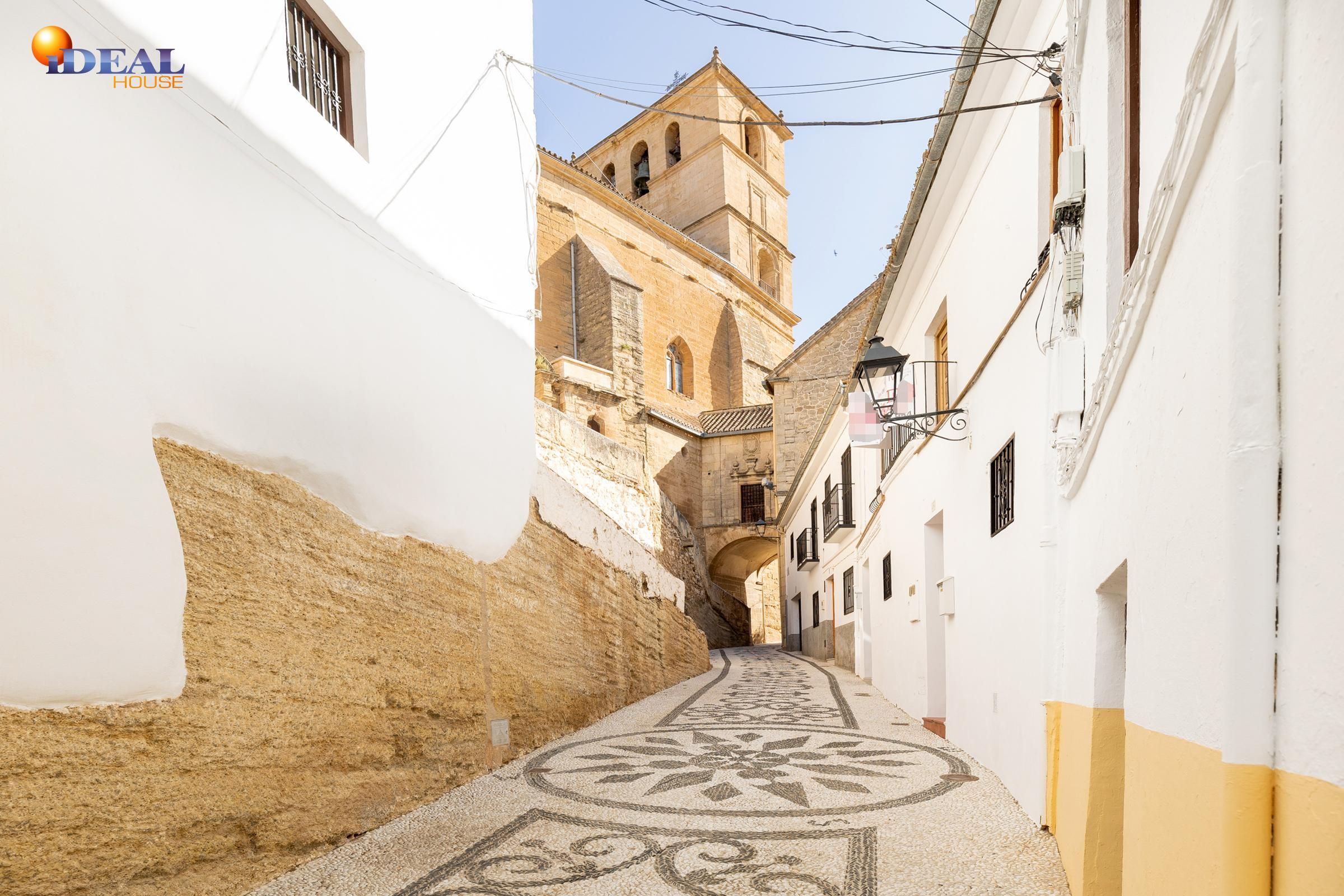 Casa adosada en venda a Calle de la Baja Iglesia, 8, Alhama de Granada