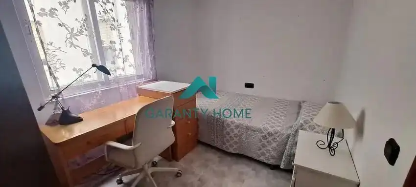 Flat with balcony to rent in San Bernardo - Carmelitas - Campus, imagen 15
