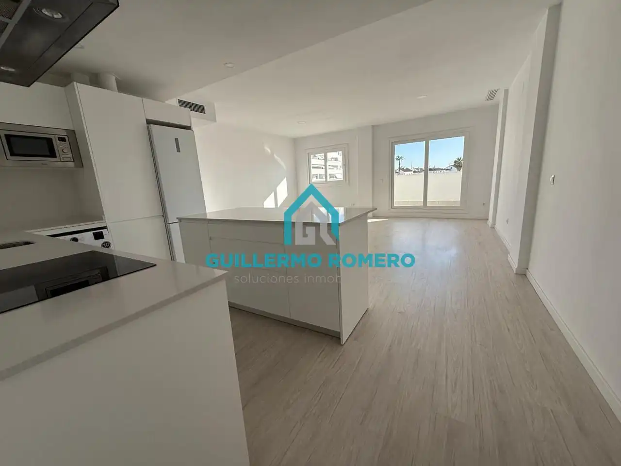 Exterior view of Flat for rent in Gines  with Air Conditioner and Terrace