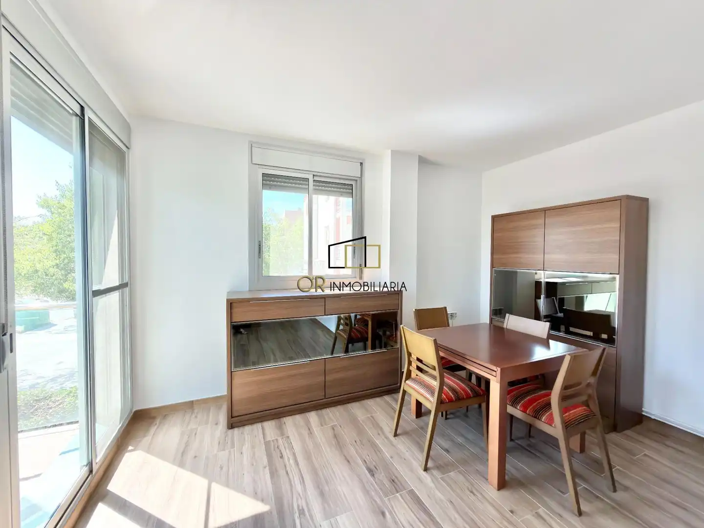 Piso en venta en La Granada con Calefacción, Terraza y Trastero