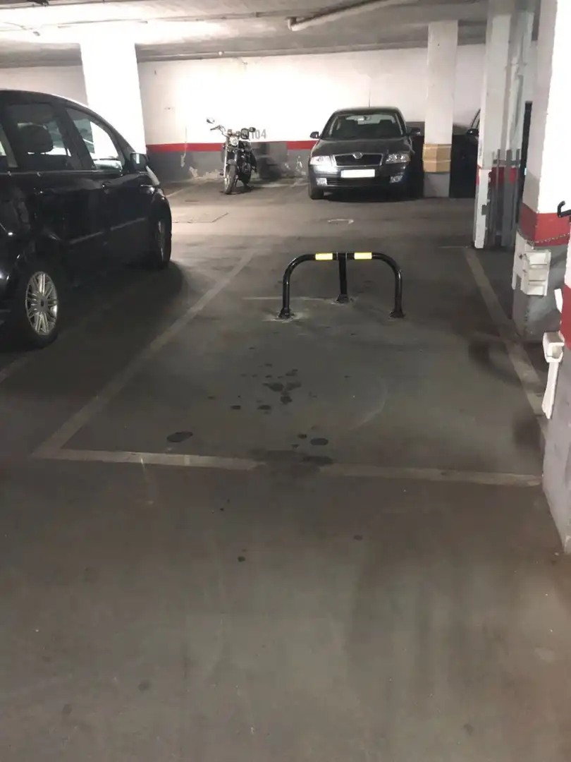 Einzelparkplatz zum Verkauf in Calle de Julián Rabanedo 38, imagen 3