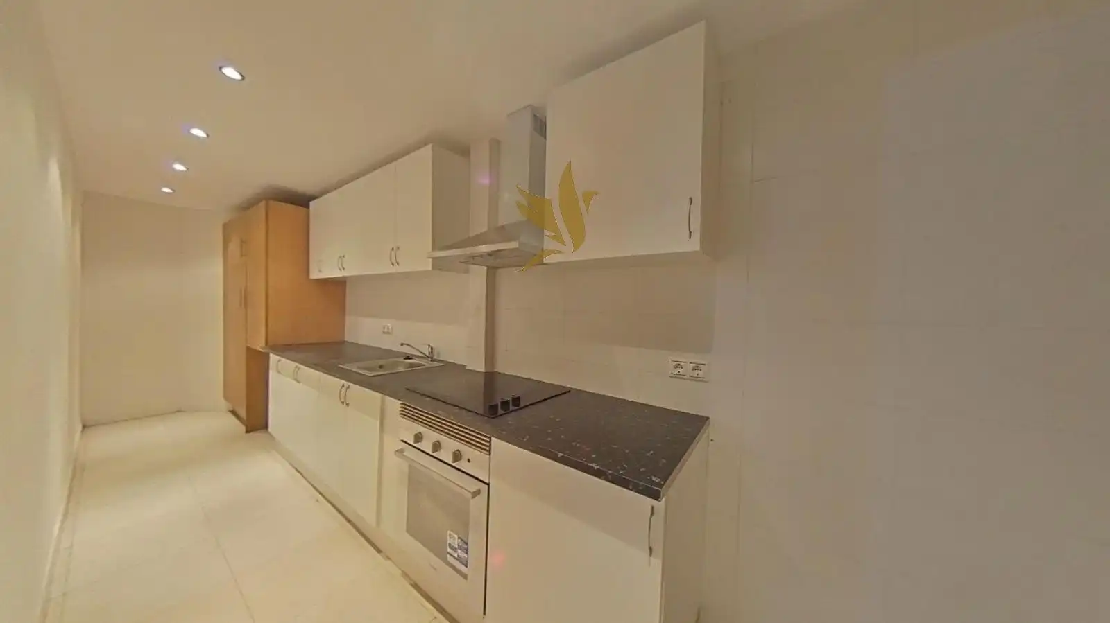 Cocina de Dúplex en venta en Barcelona con Calefacción