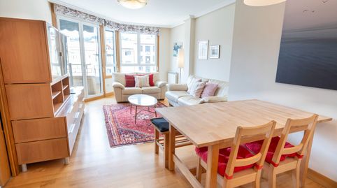 Foto 2 de Piso en venta en Plaza Ondartxo, Zumaia, Gipuzkoa