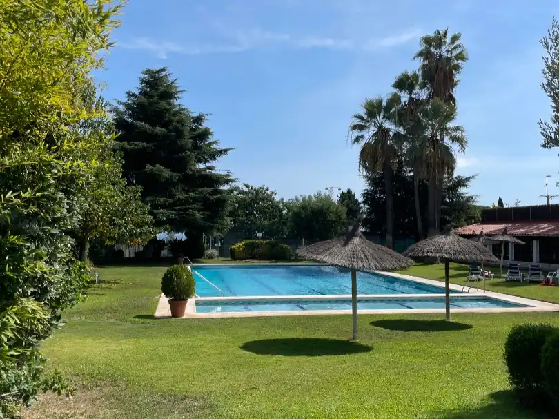 Terraced house with pool for sale in Avinguda Tolrà 1, imagen 27