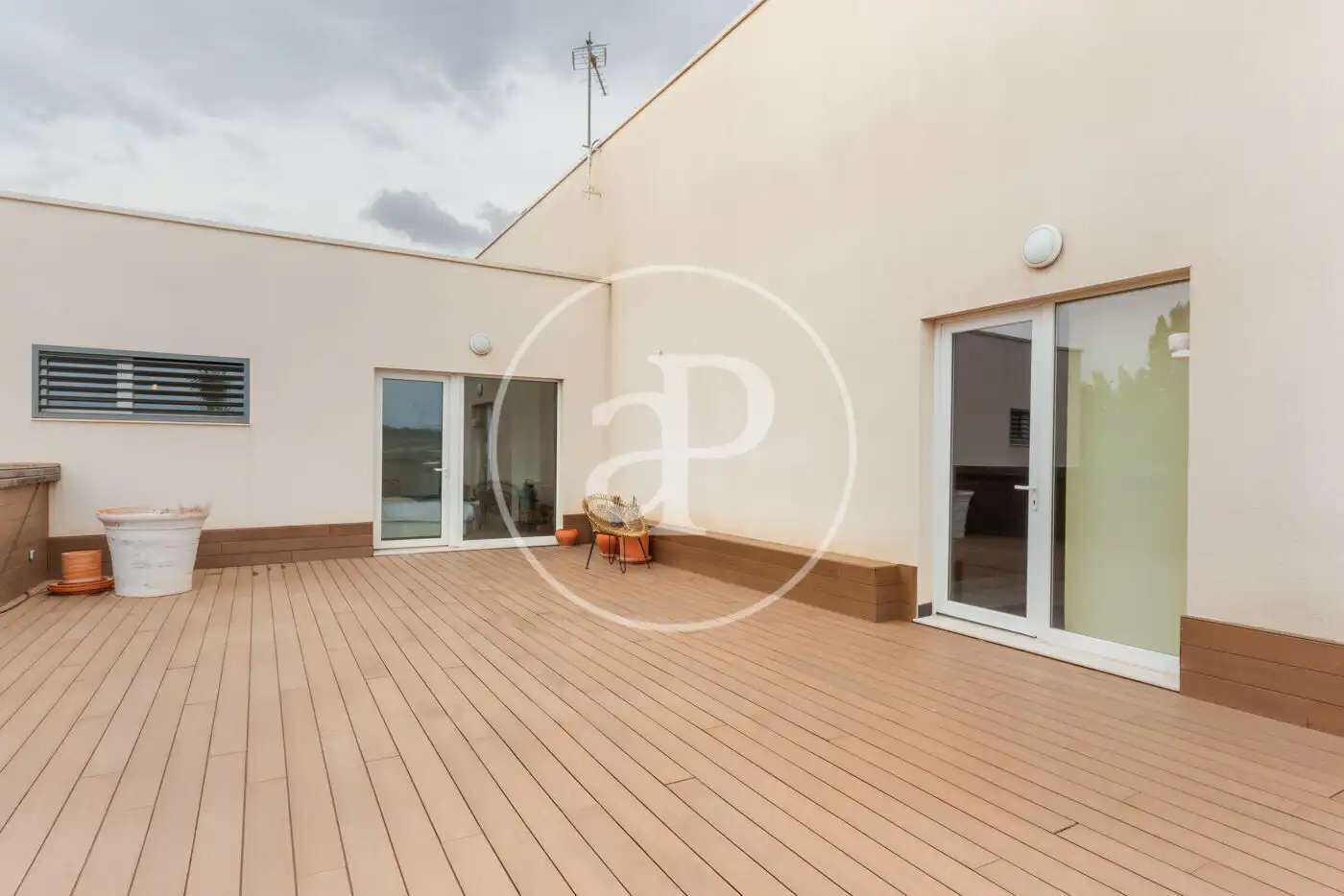 Terrassa de Finca rústica en venda en Loriguilla amb Aire condicionat, Calefacció i Jardí privat