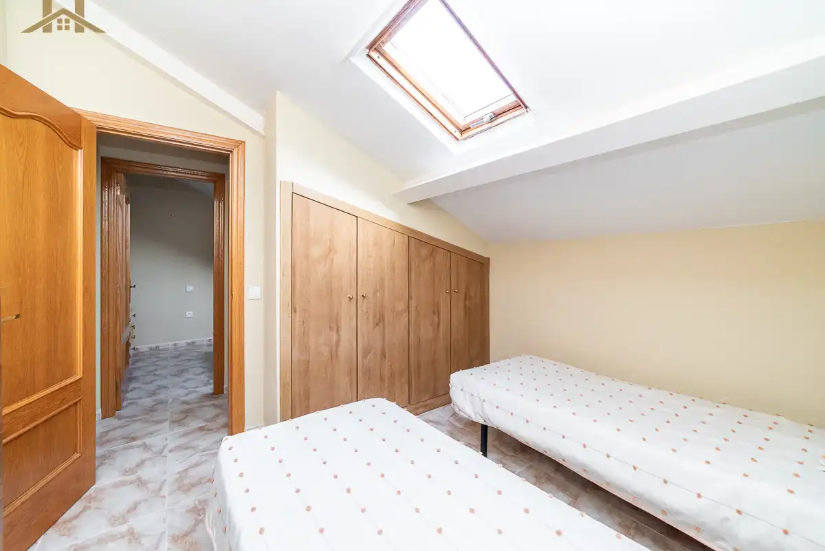 Dormitori de Casa o xalet en venda en Villamantilla amb Calefacció, Jardí privat i Traster