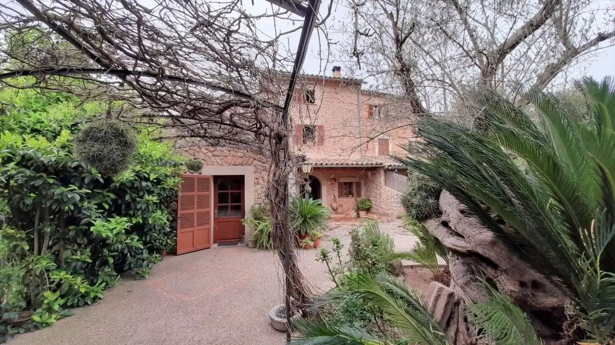 Casa adosada en venda a Sóller