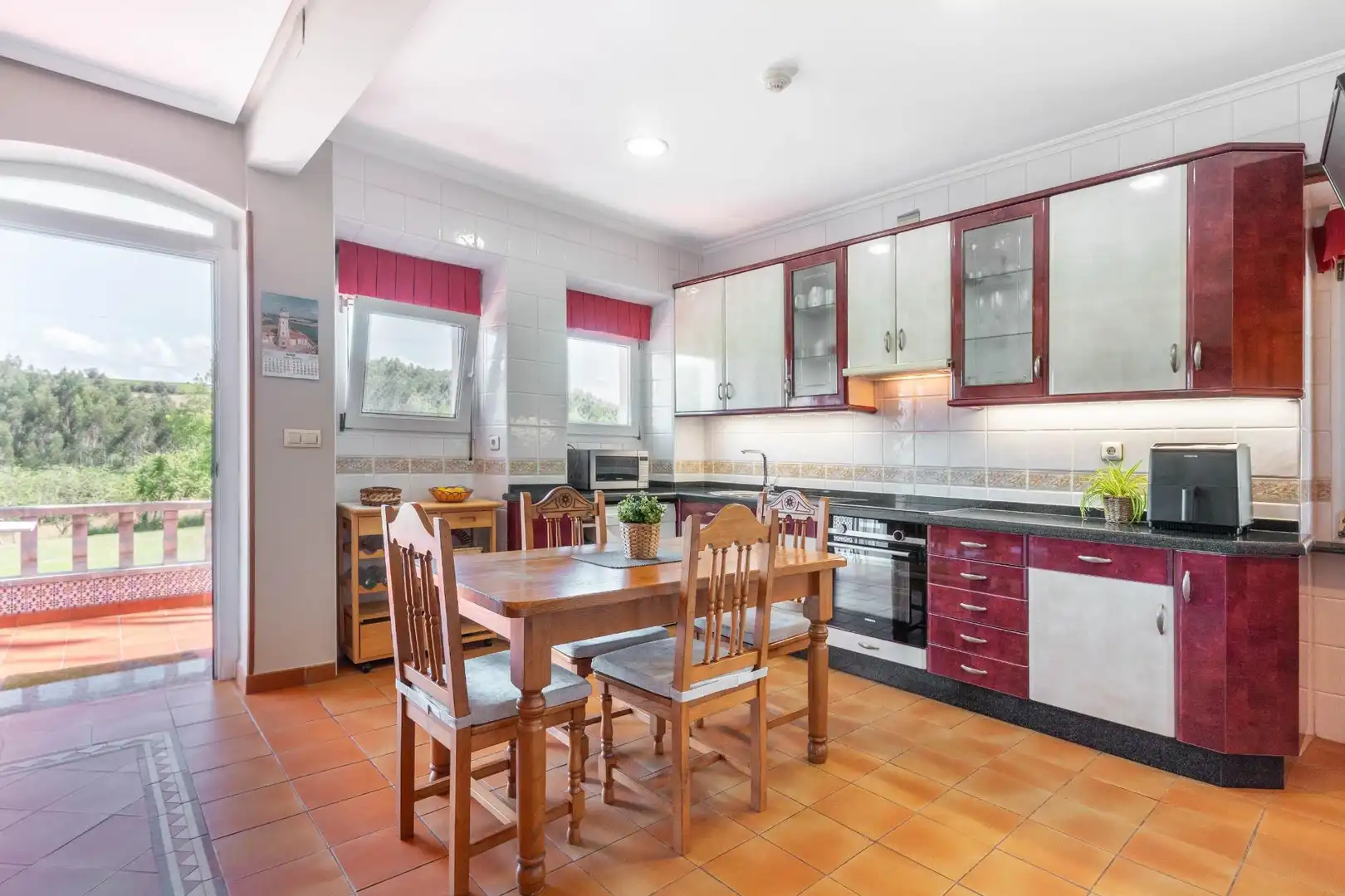 Cocina de Casa o chalet en venta en Gozón con Calefacción, Jardín privado y Terraza