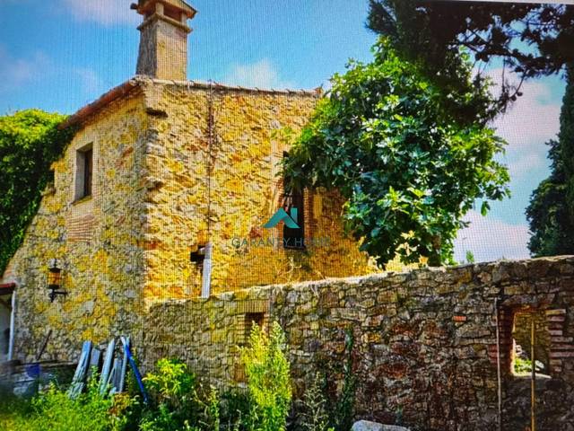 Casa-chalet en Venta en Llofriu