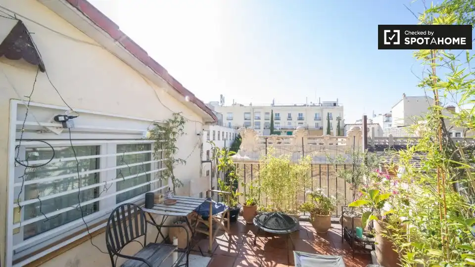 Room in Justicia - Chueca