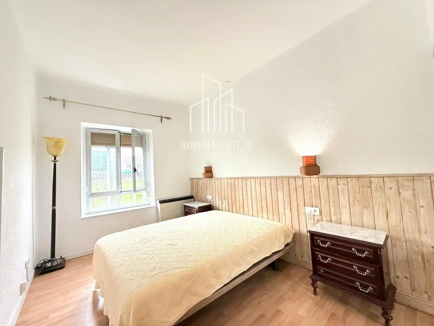 Bedroom of Flat for sale in Salamanca  with Heating, Oven and Washing machine