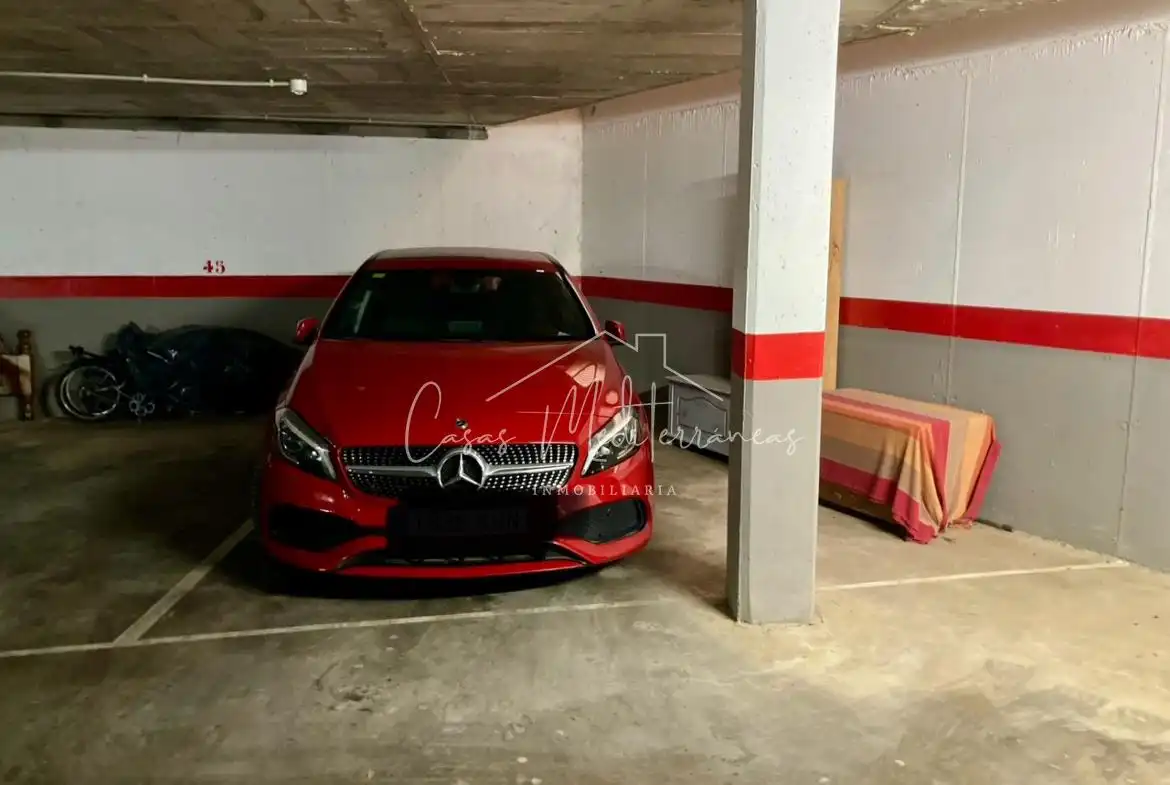 Parking de Piso en venta en Deltebre con Aire acondicionado y Piscina comunitaria