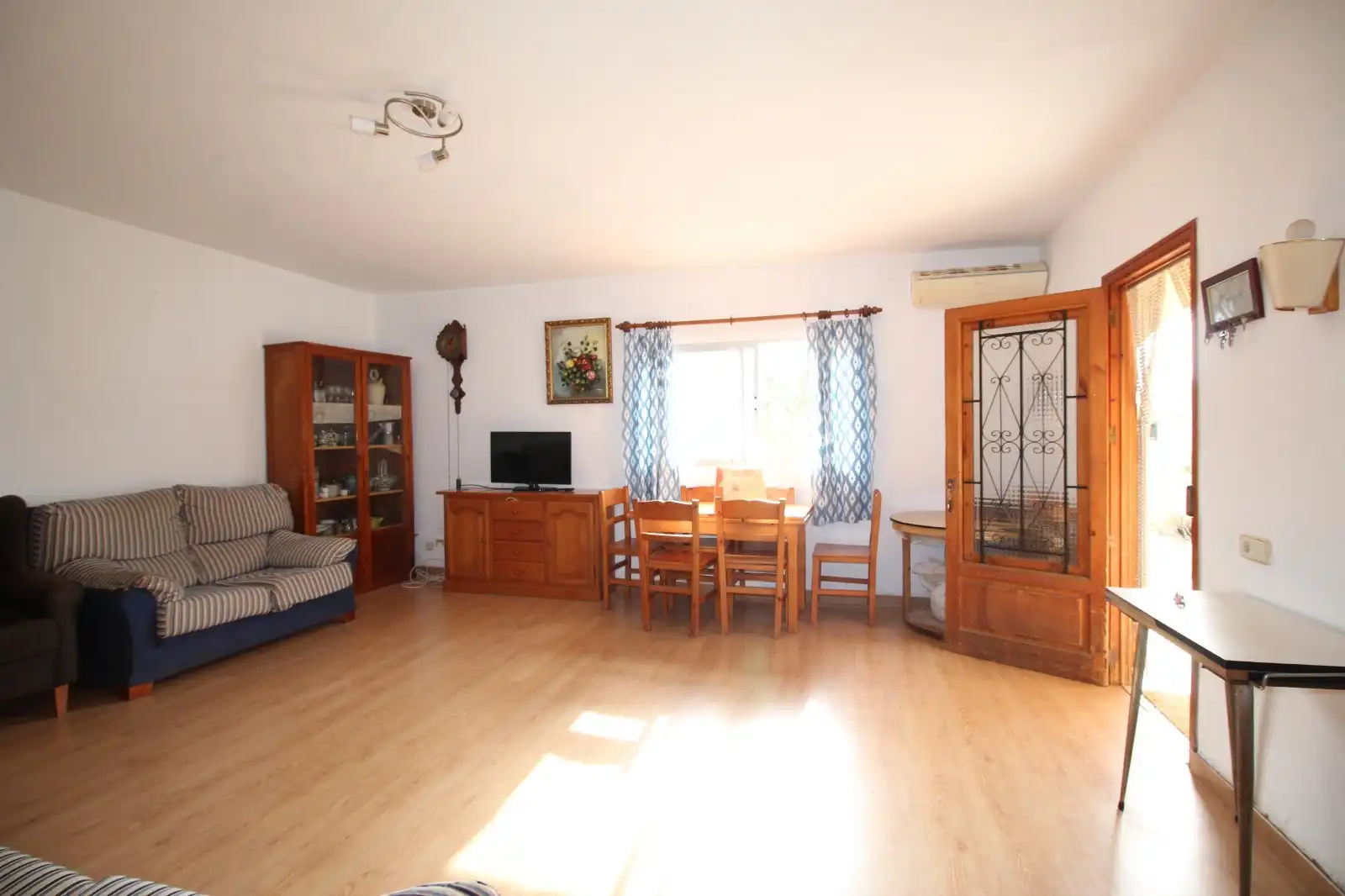 Sala de estar de Casa o chalet en venta en Marratxí con Aire acondicionado, Jardín privado y Terraza