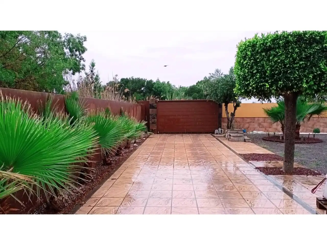 Exterior view of Houses for sale in Roquetas de Mar  with Air Conditioner, Heating and Private garden