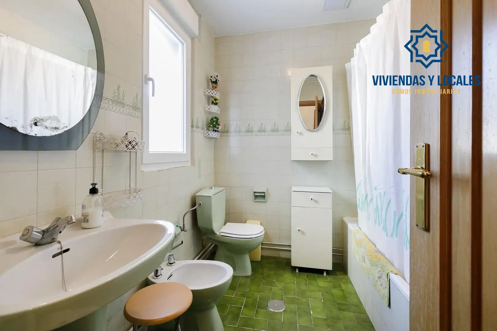 Bathroom of Houses for sale in Granada