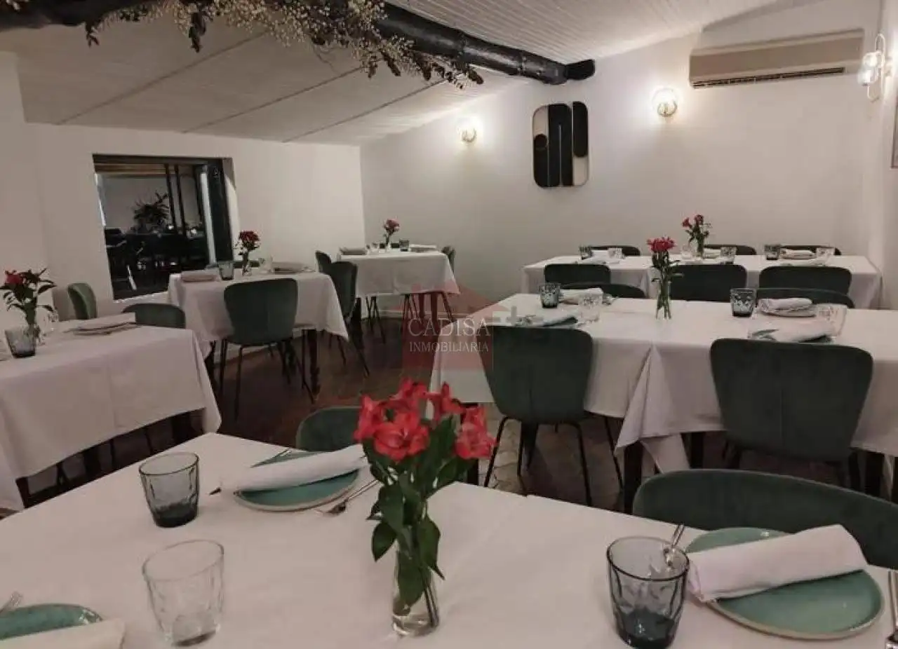 Local comercial en traspàs a San José - Parador - Zurguén, imagen 5