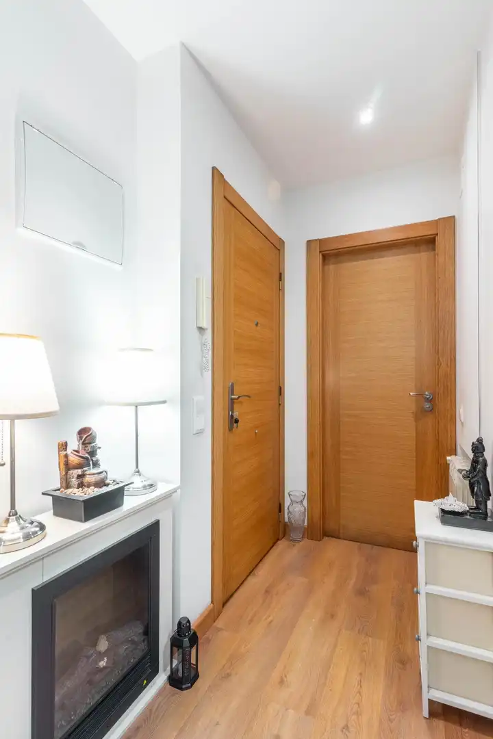 Apartament en venda en Gijón  amb Calefacció, Traster i Moblat