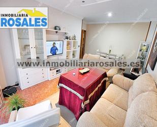 Living room of Flat for sale in Baena  with Air Conditioner, Storage room and Furnished