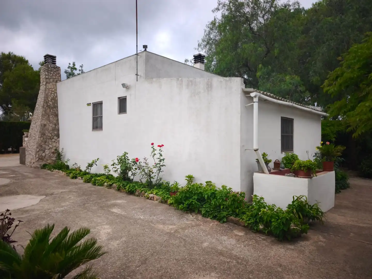 Vista exterior de Finca rústica en venda en Masdenverge amb Jardí privat, Traster i Moblat