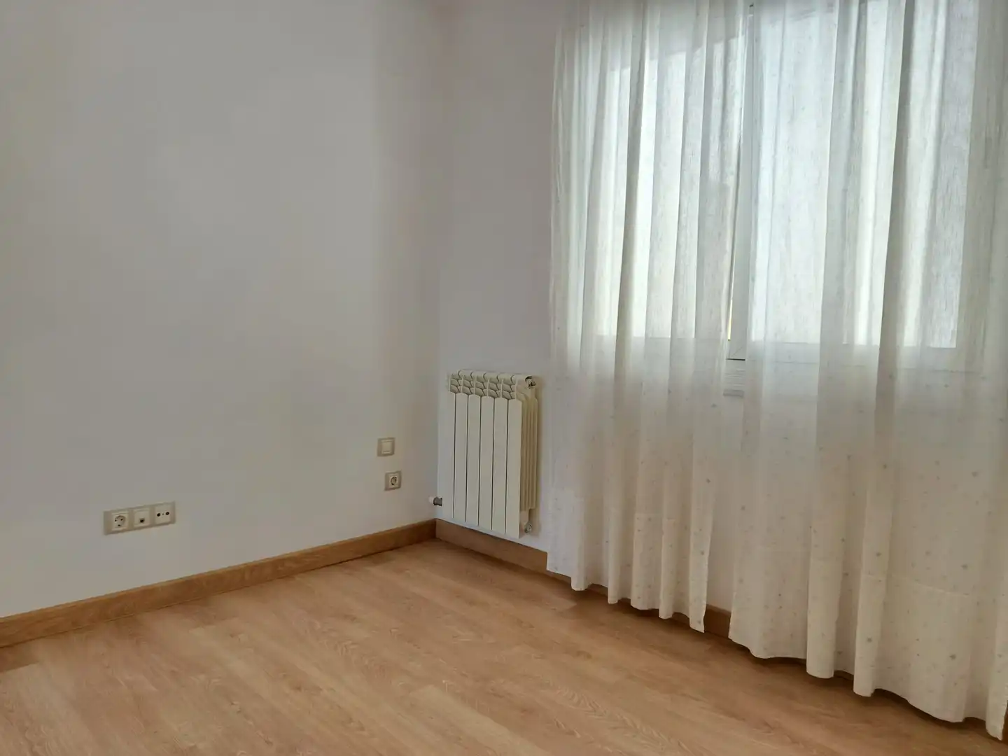 Habitación de Piso en venta en Badalona con Aire acondicionado, Calefacción y Parquet