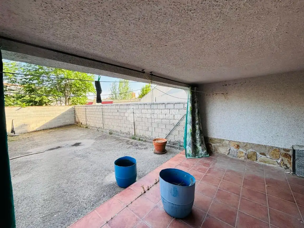 Terraza de Casa adosada en venta en Escalona con Aire acondicionado, Calefacción y Amueblado