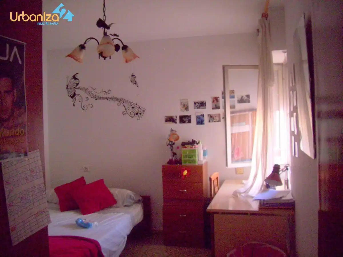 Flat for rent in Calle Antonio Pesini, Valdepasillas - La Paz - Huerta Rosales